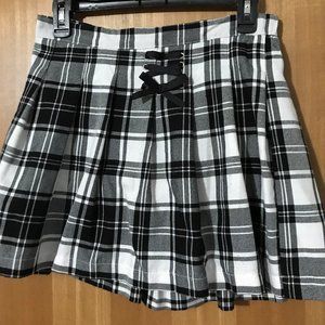 Girl's Plaid Pleated Skirt
